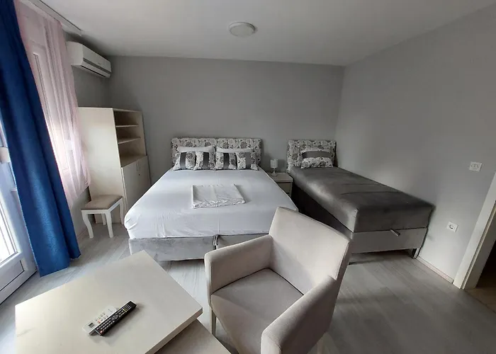 Apartments Mimoza