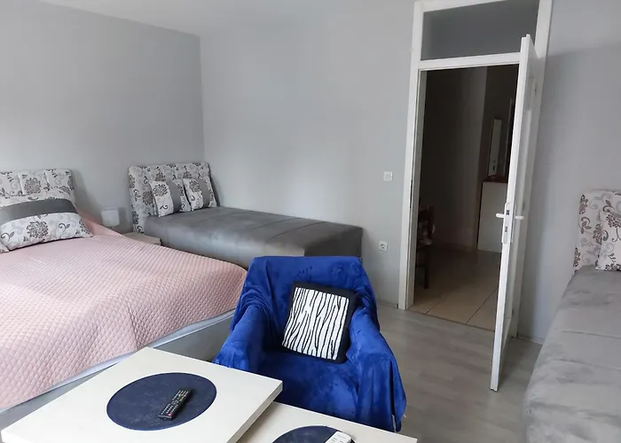 Apartments Mimoza