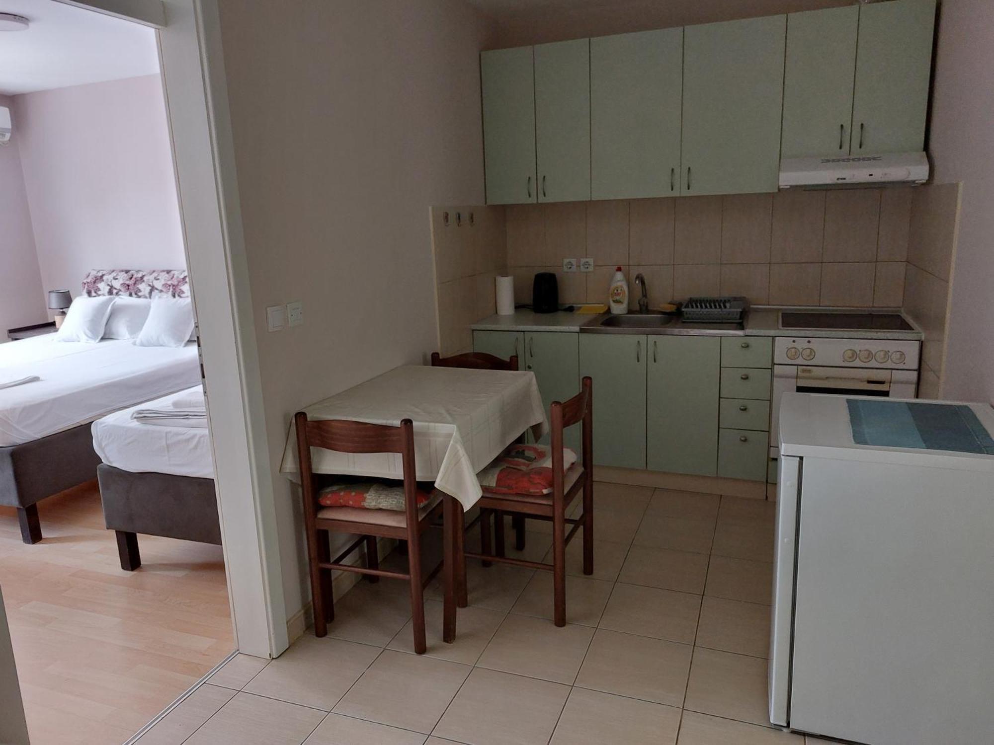 Apartment Mimoza *