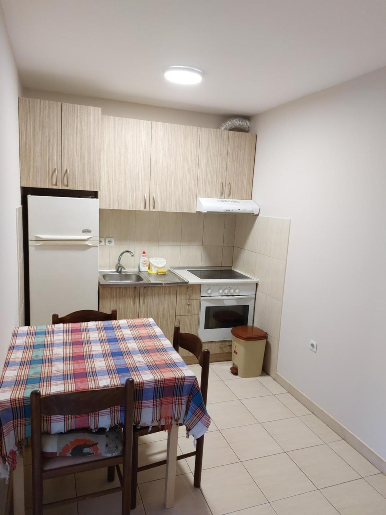 Mimoza Apartment *